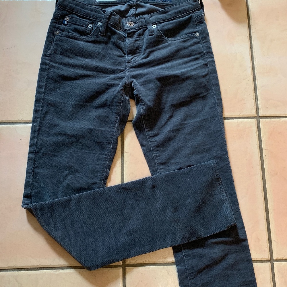 AG The Stevie Slim Straight Stretch Cords - 26 R